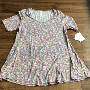 🎉🥂1/2 off 3+🛍️ Lularoe Perfect T top NWT